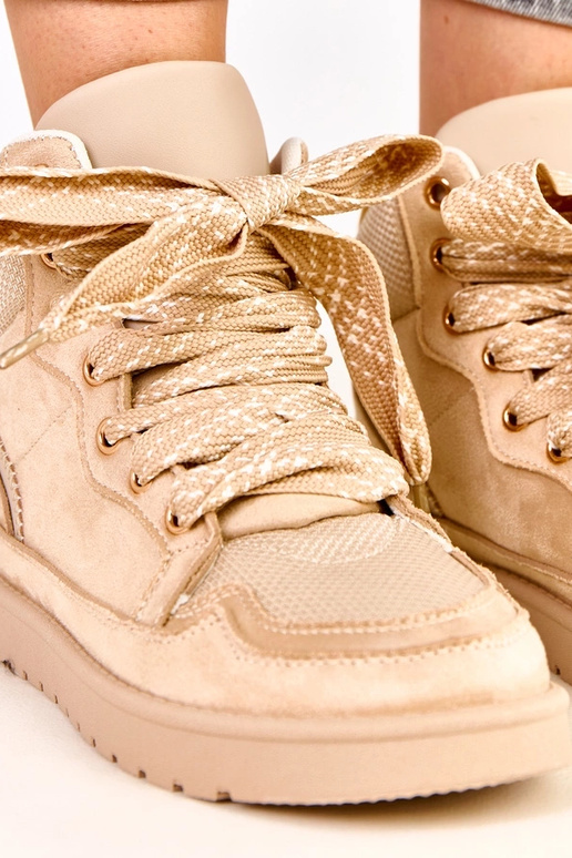 Sandfarbene hohe Sneakers mit dicken...