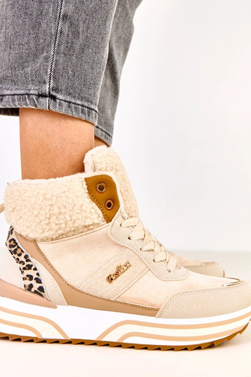 Sandfarbene hohe warme Sneakers mit Fell Mirasen 2