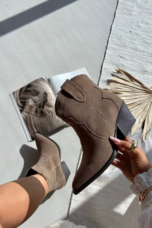 Ein überzeugendes Stilvollll Stiefel im CoZuboy-Stil FemininErmöglichtturalnego aus INildlederu Beige Beretta Ein überzeugendes Stilvollll Stiefel im CoZuboy-Stil FemininErmöglichtturalnego aus INildlederu Beige Beretta
