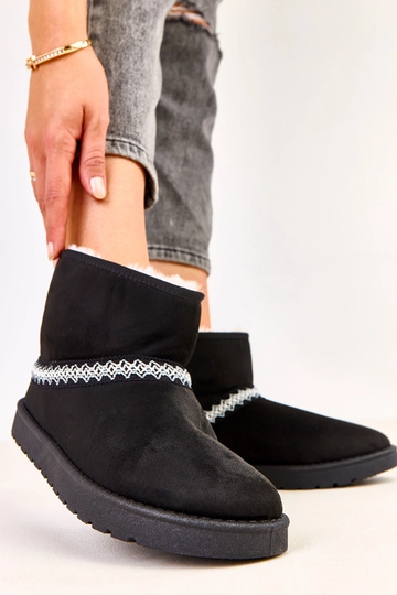 Schwarze niedrige Schneestiefel aus Kunstvelours, Karolla