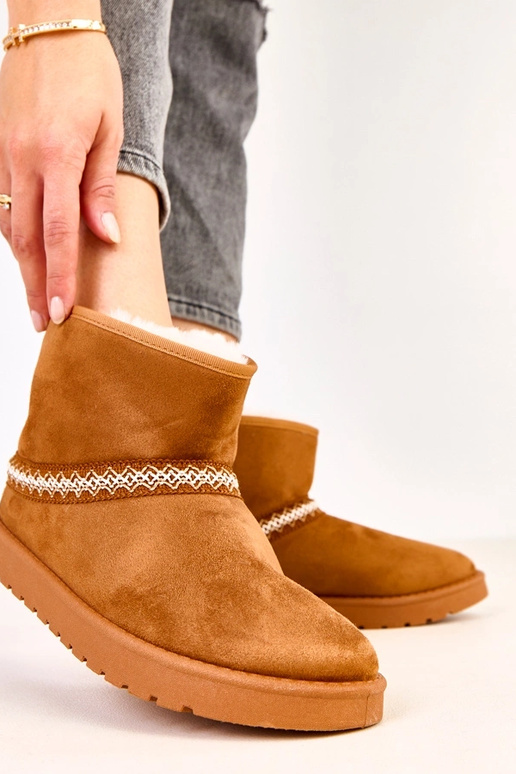 Karamellfarbene niedrige... Karamellfarbene niedrige...