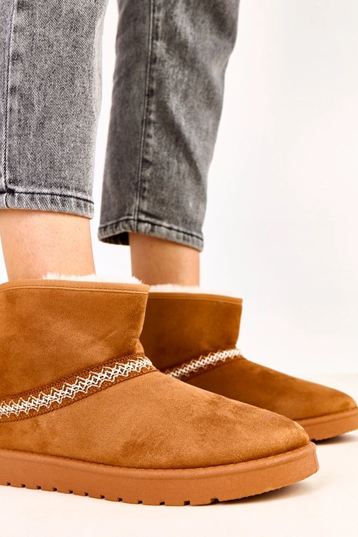 Karamellfarbene niedrige... Karamellfarbene niedrige...