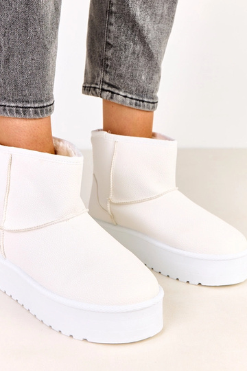 Weiße niedrige Schneestiefel mit Plateausohle aus Kunstleder, Reinol 2