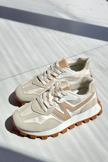 Sneakers Stilvollllschuhe Turnschuhe Feminin Beige Kalelia 2