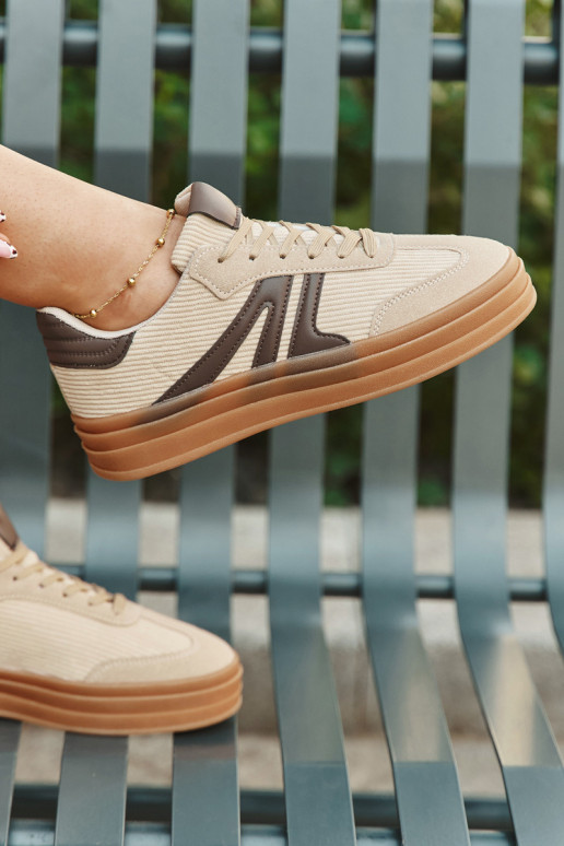 Damen Velours Sneaker im sportlichen Stil mit Plattform, in Sandfarbe Corynelle