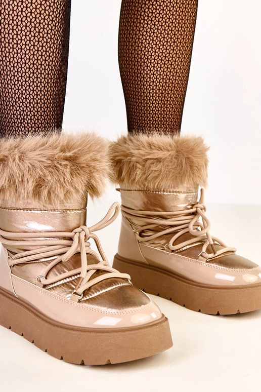 Beige Schneestiefel mit Schnürsenkeln...