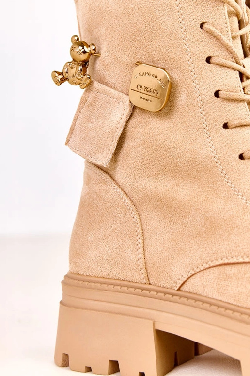 Sandfarbene Stiefel mit Bärchen und...