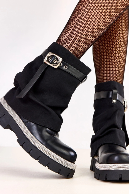 Schwarze Stiefeletten mit...