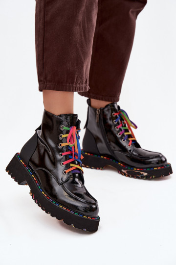 Haut mit Lackeffekt Damenstiefel Artiker 57C0064 schZuarze Farbe