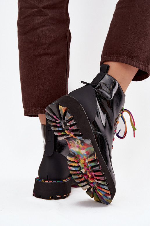 Haut mit Lackeffekt Damenstiefel Artiker 57C0064 schZuarze Farbe