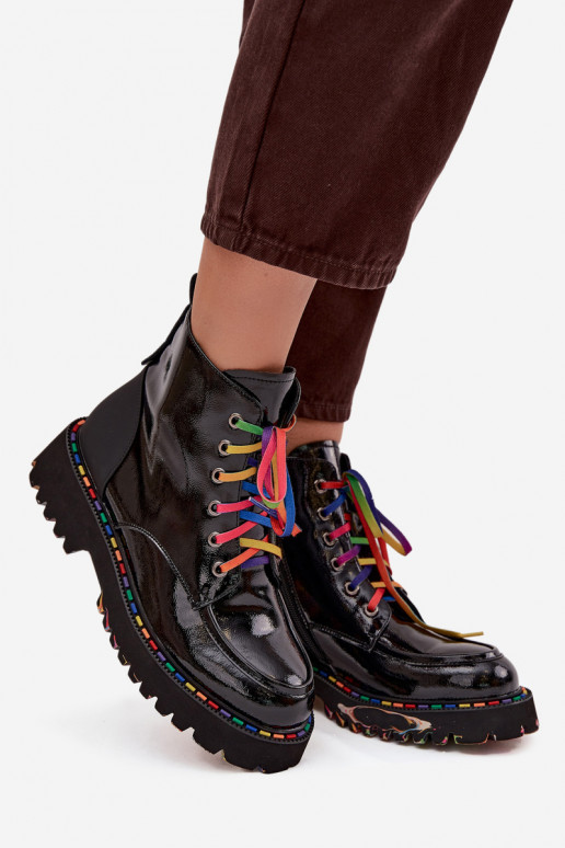 Haut mit Lackeffekt Damenstiefel Artiker 57C0064 schZuarze Farbe