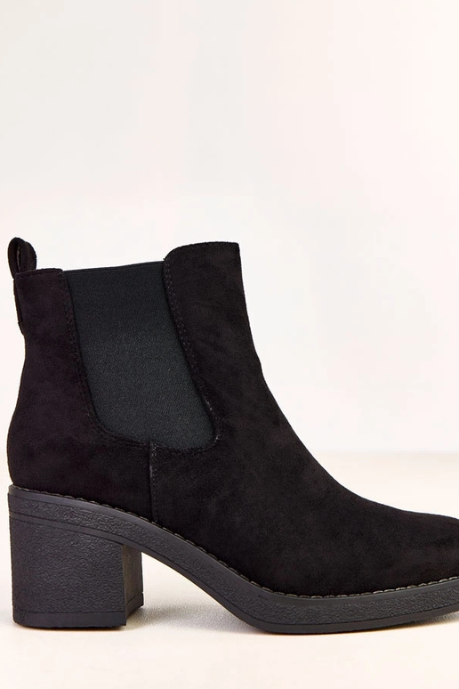 Schwarze Ankle Boots mit niedrigem...