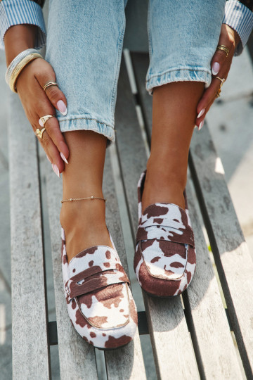 Damenflache Mokassins mit Patches in Braun-Weiß "Soreline" 2