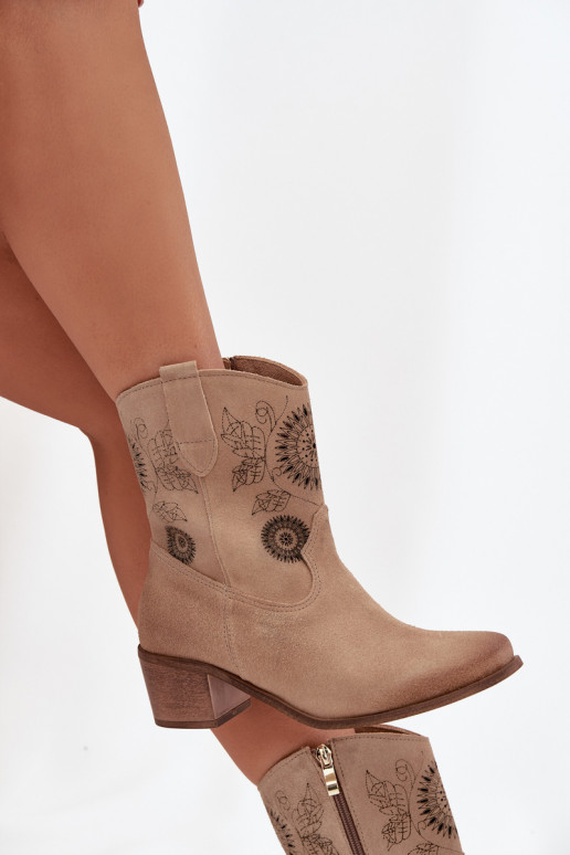 aus INildleder Haut Damenstiefel mit durchbrochenen Elementen mit Absätzen Zazoo 3844 Beige
