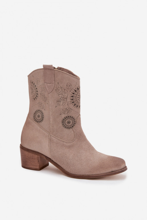 aus INildleder Haut Damenstiefel mit durchbrochenen Elementen mit Absätzen Zazoo 3844 Cappuccino-Farbe