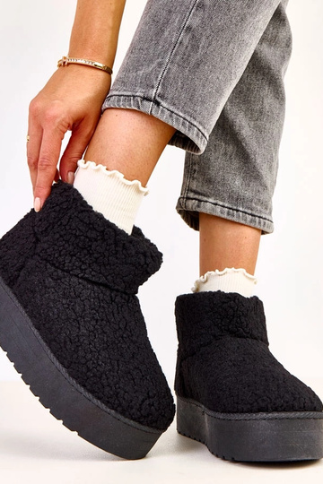 Schwarze Schneestiefel mit Lammfellschaft Lasso 2