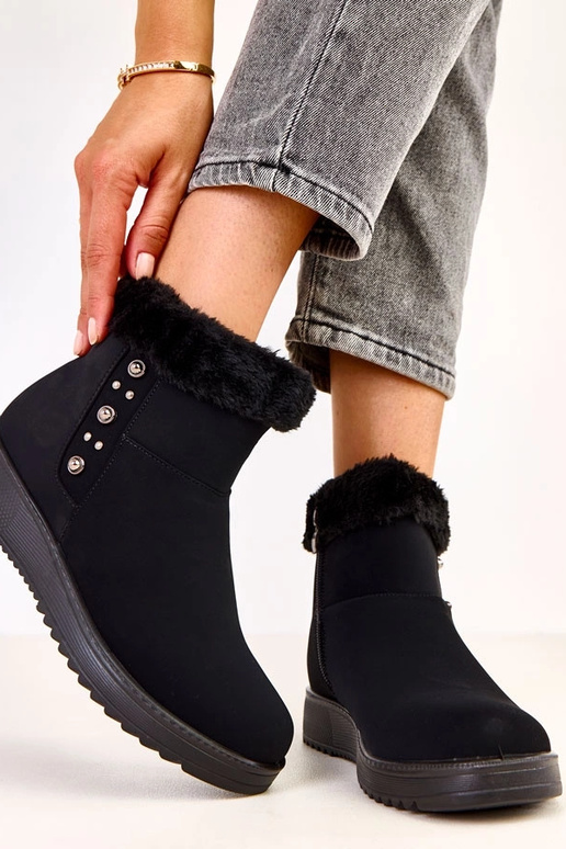 Schwarze warme Stiefeletten aus...