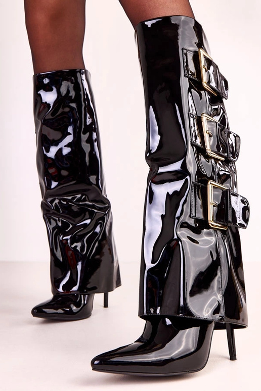 Schwarze Lack-Stiefel mit...