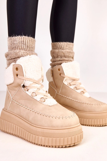 Braune warme Sportschuhe...