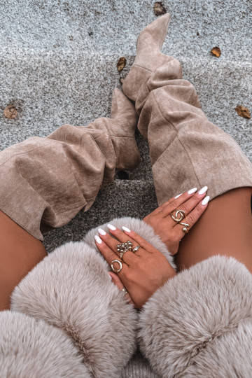 Ein überzeugendes Stilvollll Damenstiefel mit dünnen Absätzen Beige Ysolienne 2