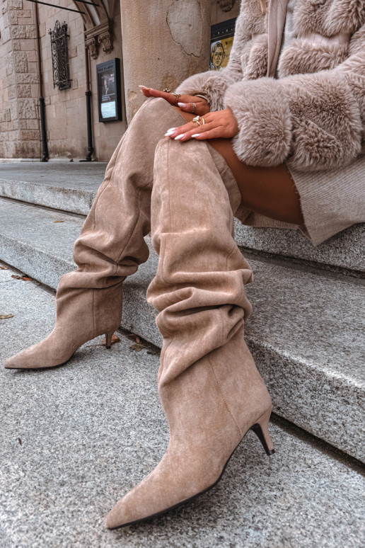 Ein überzeugendes Stilvollll Damenstiefel mit dünnen Absätzen Beige Ysolienne Ein überzeugendes Stilvollll Damenstiefel mit dünnen Absätzen Beige Ysolienne