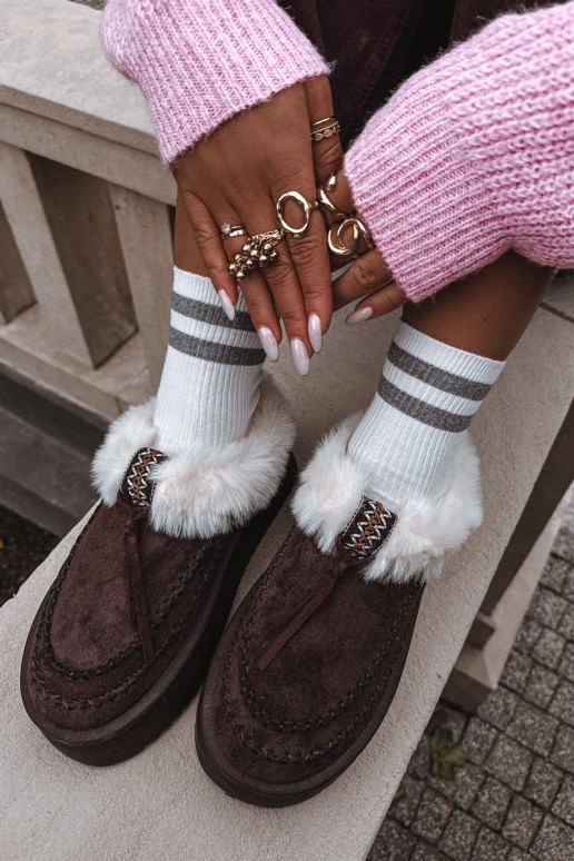 Schneestiefel Feminin mit Pelzmantel mit einer Plattform CzekoladoZue Rosmira