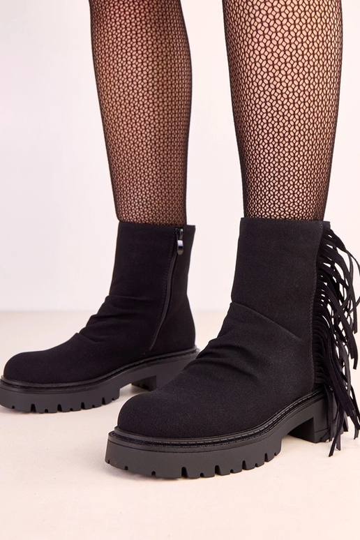 Schwarze Stiefel Silia mit Fransen... Schwarze Stiefel Silia mit Fransen...