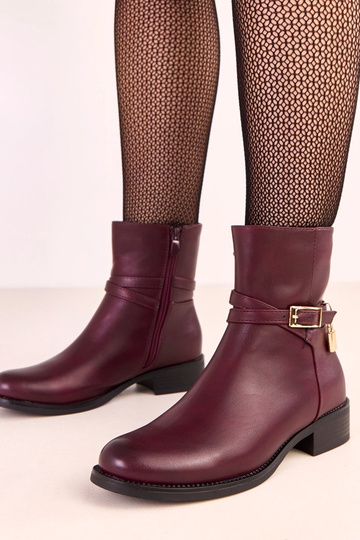 Dunkelrote Stiefeletten Zema mit Schnalle und Schloss