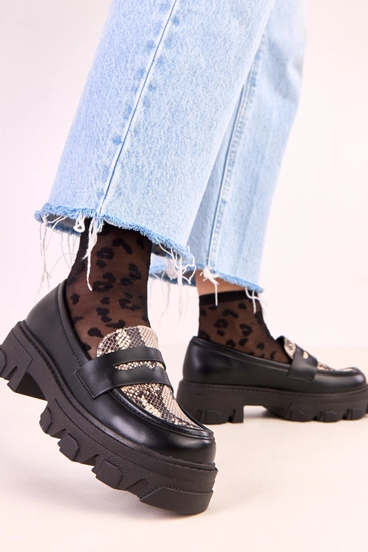 Schwarze Mokassins Loles mit... Schwarze Mokassins Loles mit...