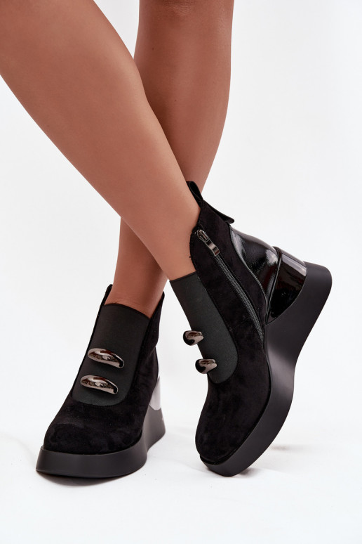 Damenstiefel Auf einem Keil D&A MR52-106 schZuarze Farbe Damenstiefel Auf einem Keil D&A MR52-106 schZuarze Farbe