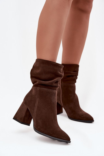 Schokoladenfarbene warme Kunstwildleder Stiefeletten mit Rüschen und Absätzen Zazoo 4216 2