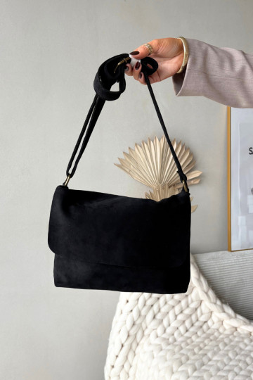 Schwarze Posthandtasche aus Kunstleder Carenza
