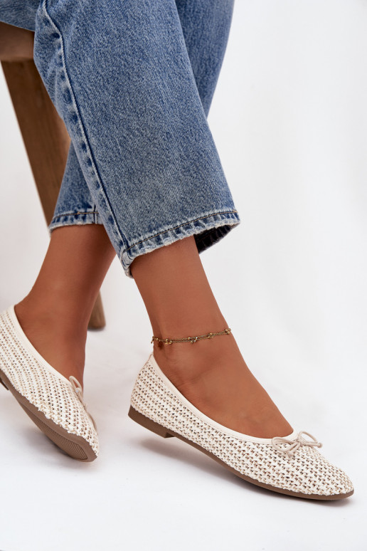 Ballerinas Mit Zopf I Kokardką elfenbeinfarbe Belirra