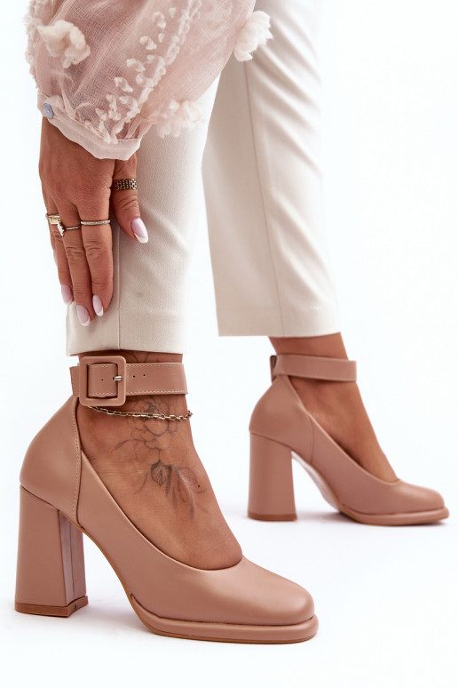 Schuhe mit Absätzen mit Schnallen Beige Idovana