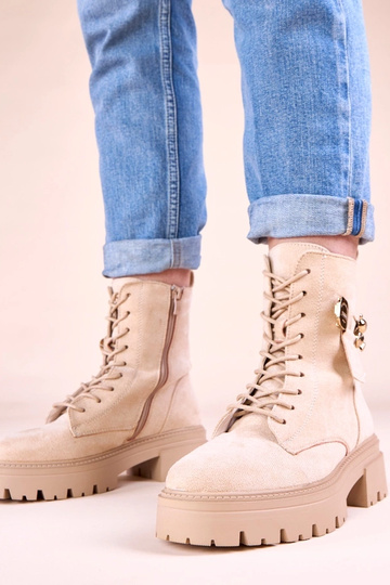 Beige Damen-Trapper mit goldenem Bären Messey