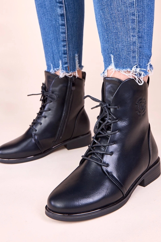 Schwarze warme Stiefeletten mit...