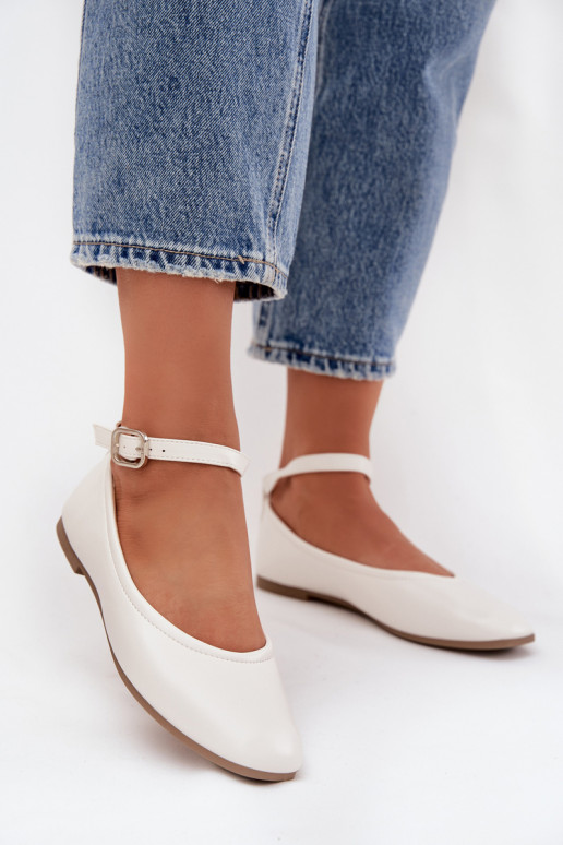 Ballerinas Feminin mit Riemen I mit Schnallen Zueiße Farbe Janelor