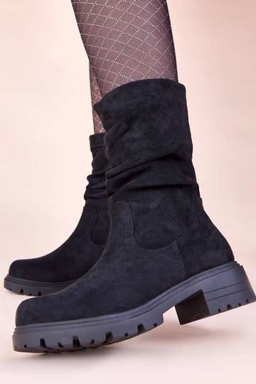 Schwarze Stiefeletten auf Plattform mit Falten Malha
