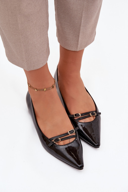 Lackierte Ballerinas mit Riemen schZuarze Farbe Zarelia