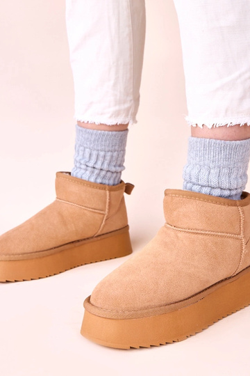 Braune Schneestiefel aus...