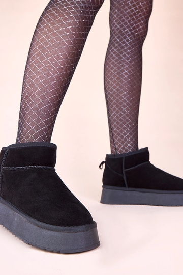 Schwarze Schneestiefel aus...