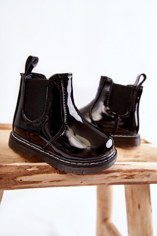 Gewärmte Kinderstiefel mit Lackeffekt, schwarze Farbe Porky