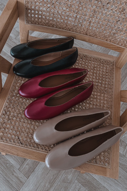 Olyssia Damenballettschuhe aus schwarzem Kunstleder mit breiten Absätzen