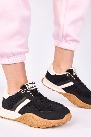 Schwarze Sneakers, warm gefüttert mit Pelz Sanna 2
