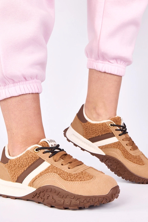 Braune Sneakers, warm gefüttert mit...