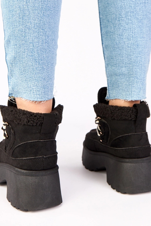 Schwarze Schneestiefel mit Pelz und...