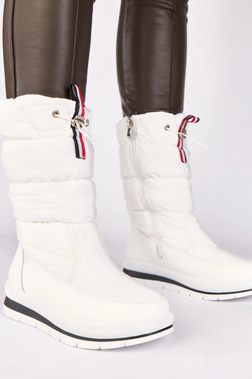 Weiße Schneestiefel mit niedrigem Absatz und elastischem Band Sophie