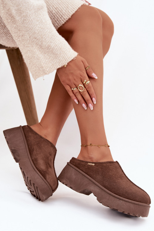 Schneestiefel Damentief mit einer Plattform braune Farbe Yrenna