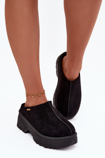 Schneestiefel Damentief mit einer Plattform schZuarze Farbe Yrenna