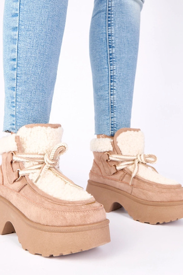 Dunkelbeige Schneestiefel mit Fell auf Plattform „Ziza"